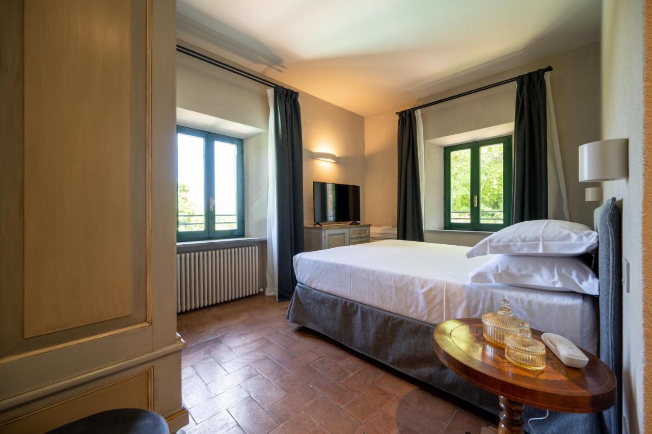 Palazzo Viviani Castello Di Montegridolfo Hotel Kültér fotó