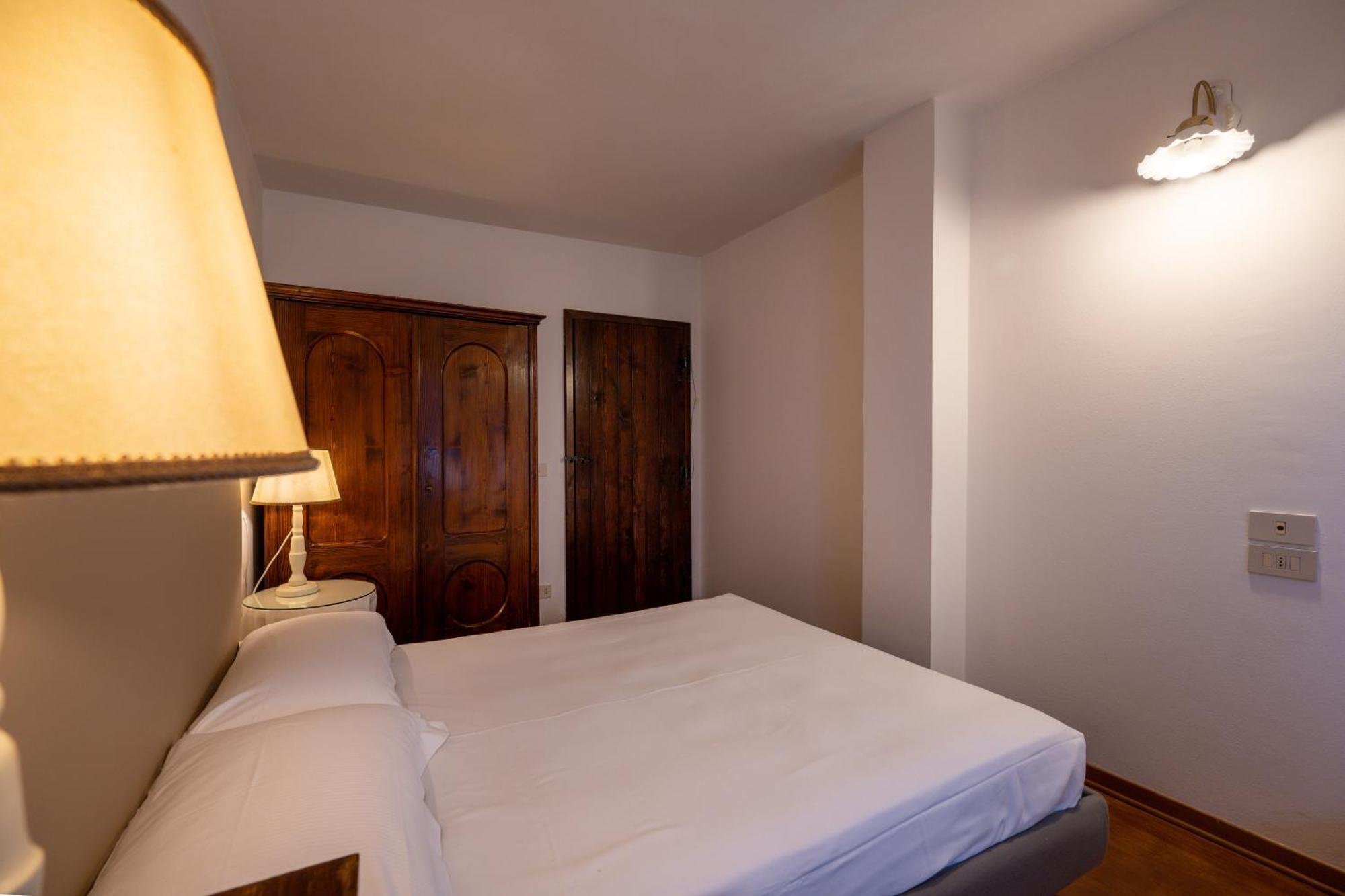 Palazzo Viviani Castello Di Montegridolfo Hotel Szoba fotó