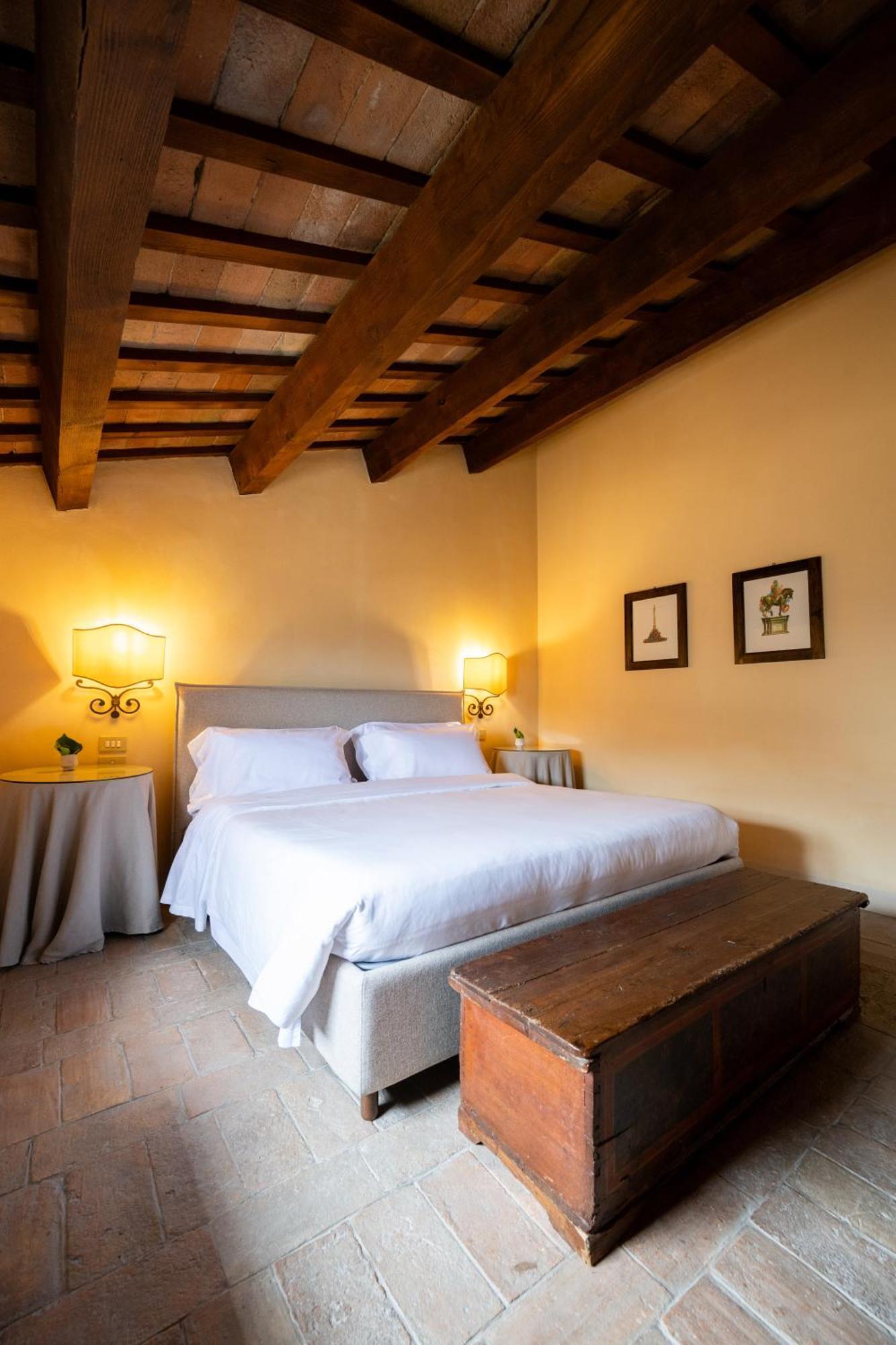 Palazzo Viviani Castello Di Montegridolfo Hotel Kültér fotó